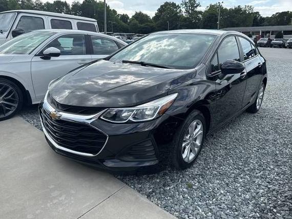CHEVROLET CRUZE 2019 3G1BC6SM6KS565148 image