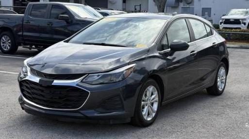 CHEVROLET CRUZE 2019 3G1BE6SM5KS550781 image