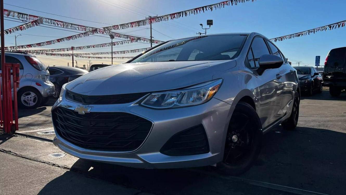 CHEVROLET CRUZE 2019 1G1BJ5SMXK7102377 image