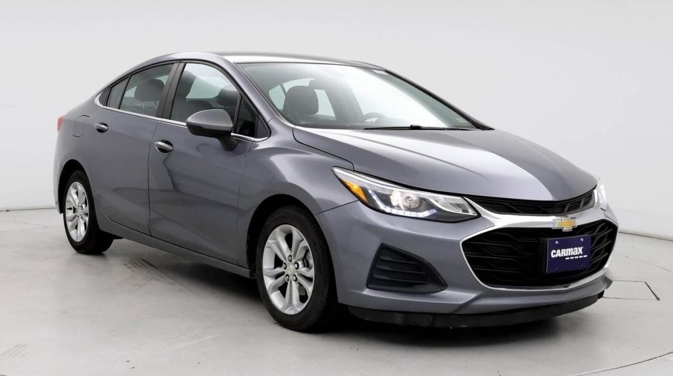 CHEVROLET CRUZE 2019 1G1BE5SM7K7105015 image