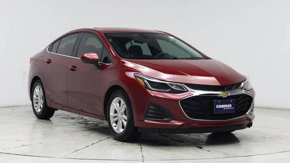 CHEVROLET CRUZE 2019 1G1BE5SM1K7139970 image