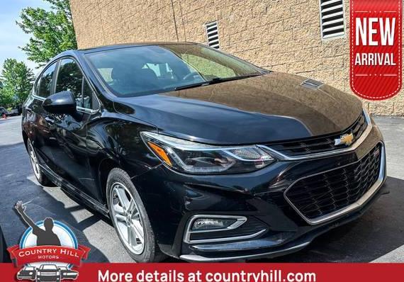 CHEVROLET CRUZE 2018 3G1BE6SM0JS655078 image