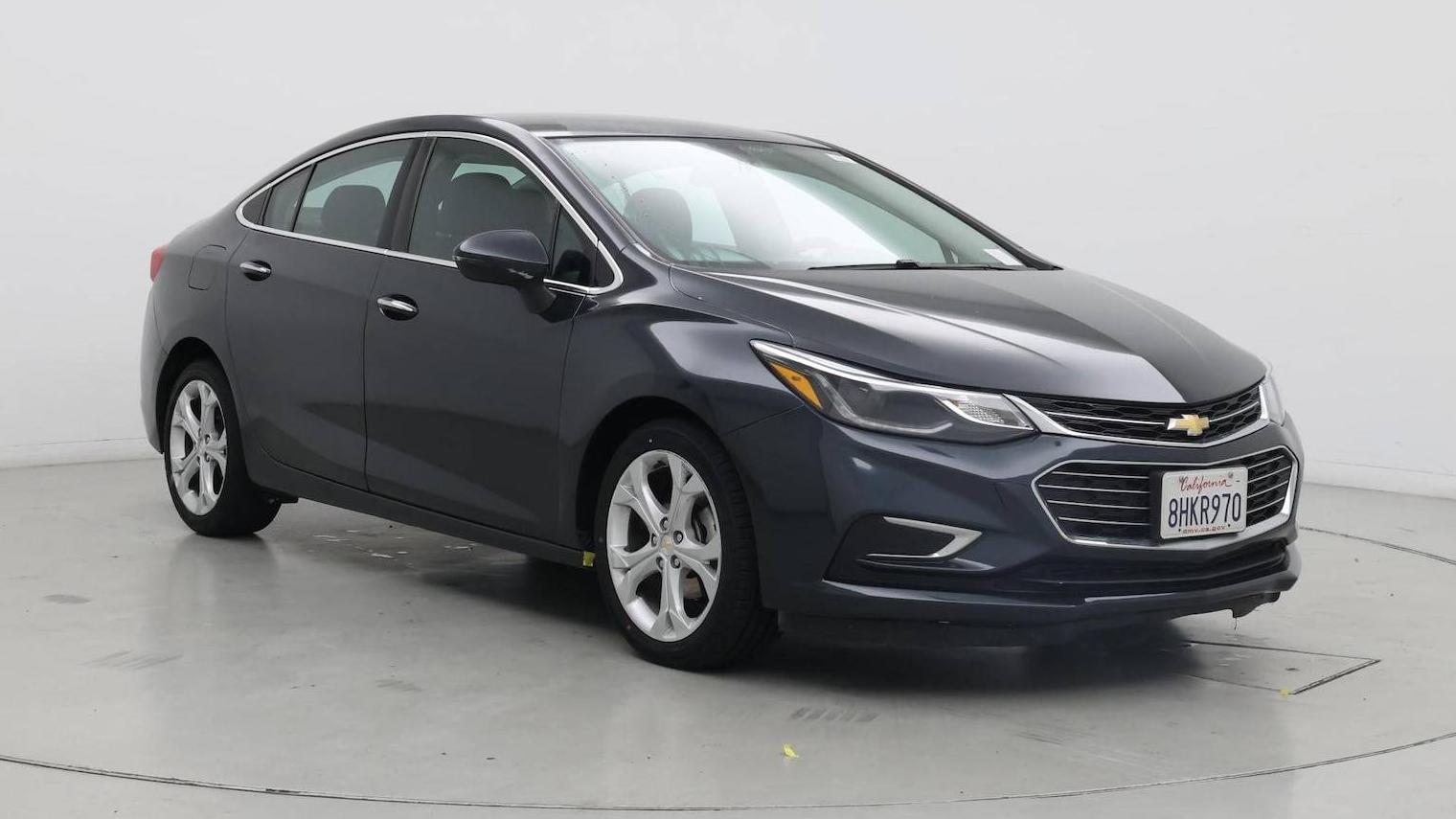 CHEVROLET CRUZE 2018 1G1BF5SM8J7176932 image