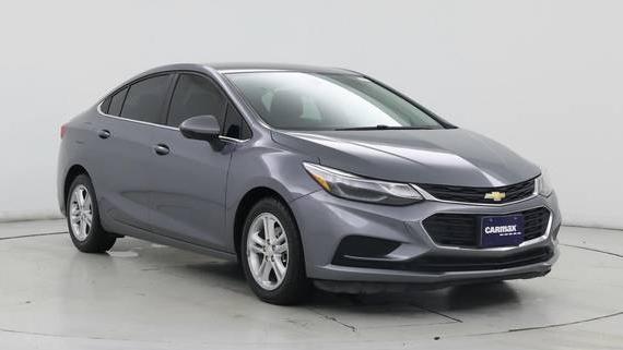 CHEVROLET CRUZE 2018 1G1BE5SM2J7133612 image