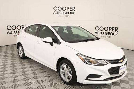 CHEVROLET CRUZE 2018 3G1BE6SM3JS597483 image