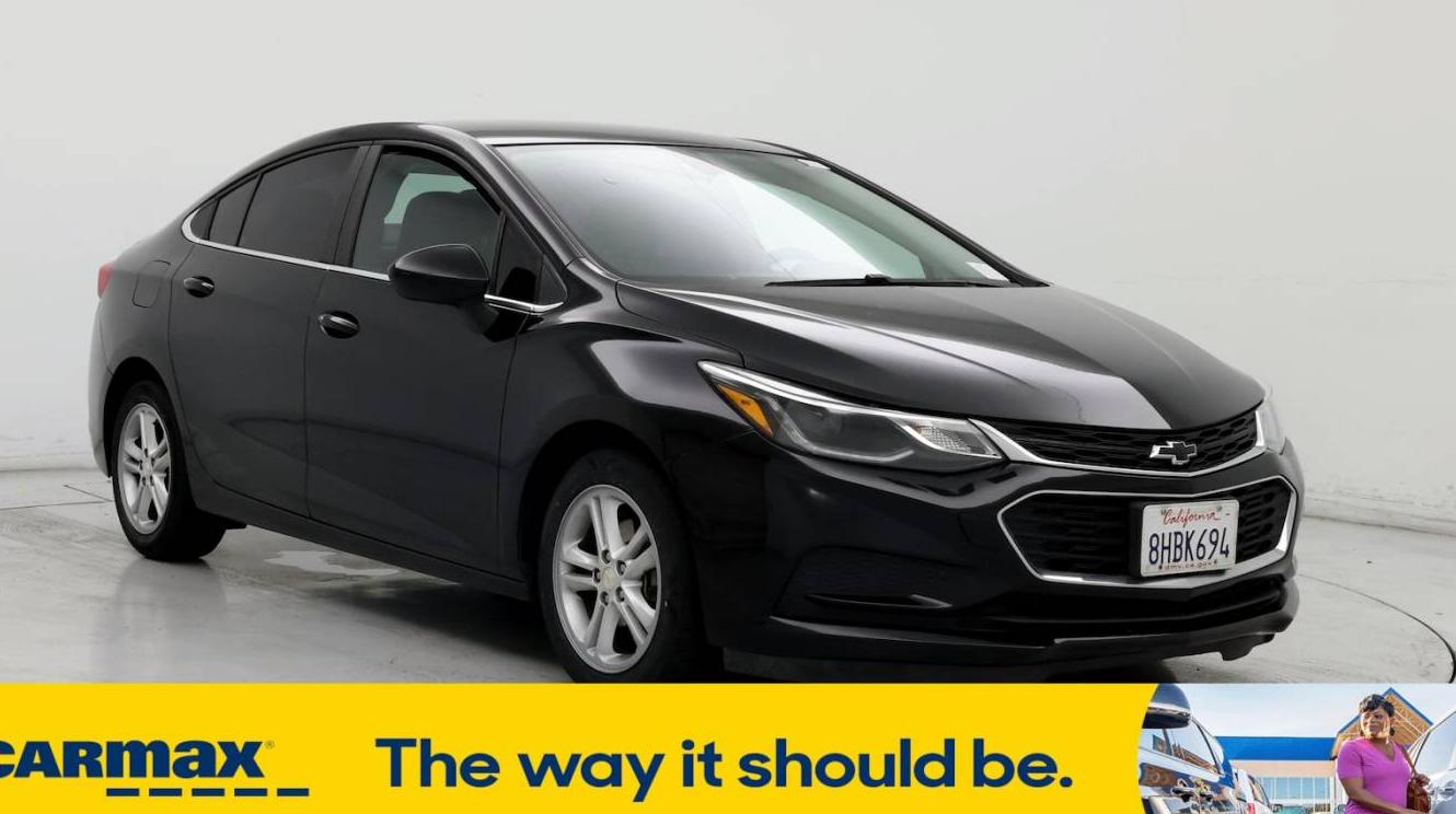 CHEVROLET CRUZE 2018 1G1BE5SM7J7179078 image