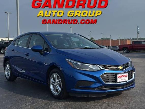 CHEVROLET CRUZE 2018 3G1BE6SM6JS622599 image