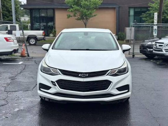 CHEVROLET CRUZE 2018 1G1BE5SM0J7191265 image