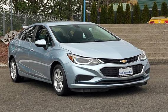 CHEVROLET CRUZE 2018 1G1BE5SM5J7168080 image CHEVROLET CRUZE 2018 1G1BE5SM5J7168080 image