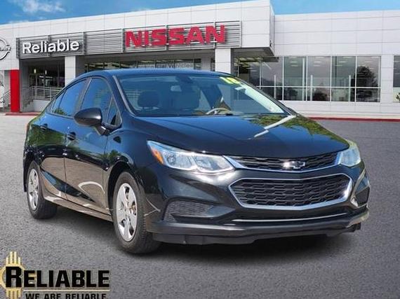 CHEVROLET CRUZE 2018 1G1BC5SM1J7130545 image
