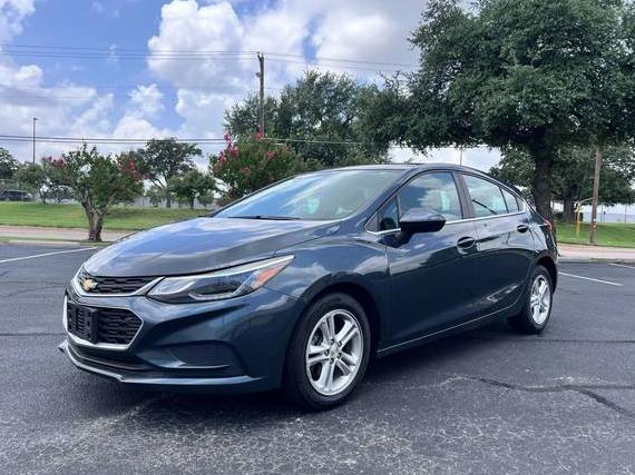CHEVROLET CRUZE 2018 3G1BE6SM0JS624073 image