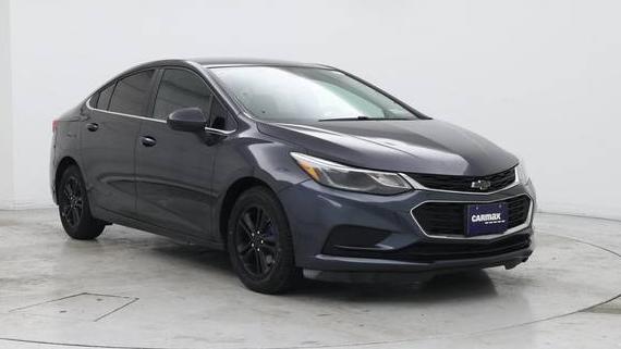 CHEVROLET CRUZE 2018 1G1BE5SM3J7214649 image