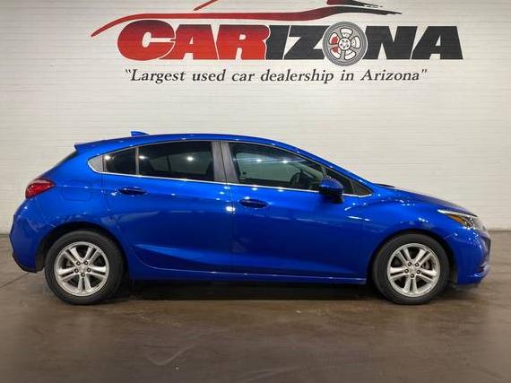 CHEVROLET CRUZE 2018 3G1BE6SM7JS604273 image