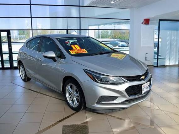 CHEVROLET CRUZE 2018 3G1BE6SM9JS643270 image