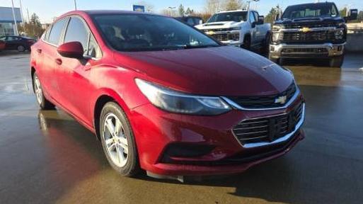 CHEVROLET CRUZE 2018 1G1BE5SM8J7160362 image