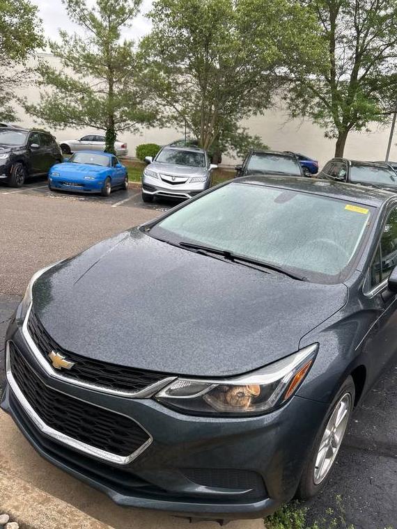 CHEVROLET CRUZE 2018 1G1BE5SM5J7157337 image