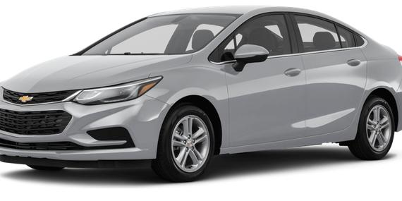 CHEVROLET CRUZE 2018 1G1BE5SMXJ7145605 image