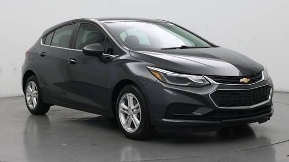 CHEVROLET CRUZE 2018 3G1BE6SM7JS603804 image