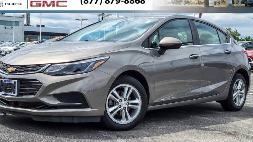 CHEVROLET CRUZE 2018 3G1BE6SM2JS651890 image