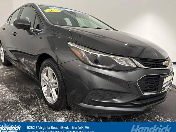 CHEVROLET CRUZE 2018 3G1BE6SM9JS636819 image