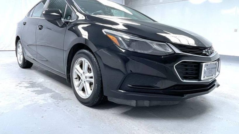 CHEVROLET CRUZE 2018 1G1BE5SM4J7247871 image