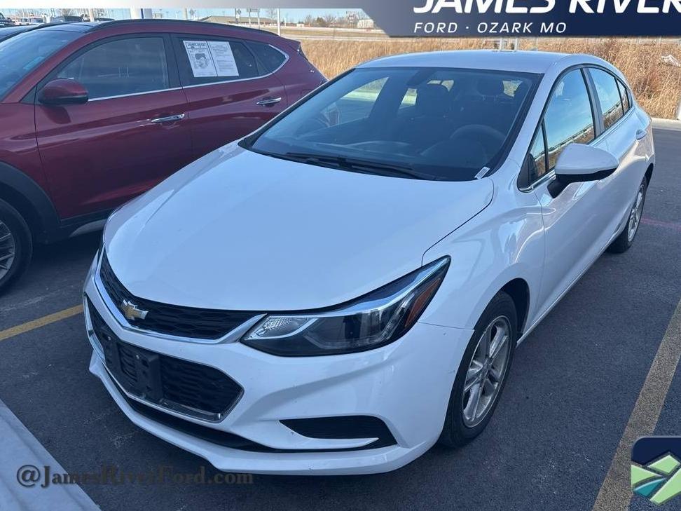 CHEVROLET CRUZE 2018 3G1BE6SM4JS638817 image