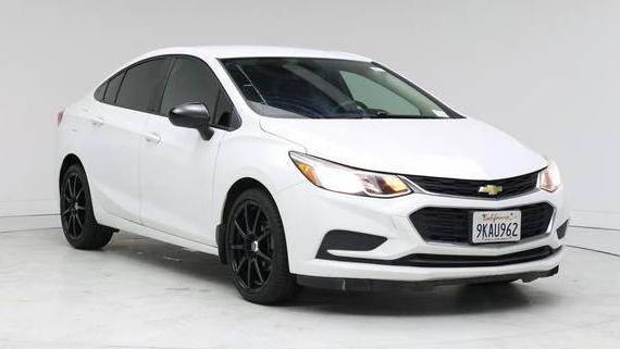 CHEVROLET CRUZE 2018 1G1BC5SMXJ7186208 image