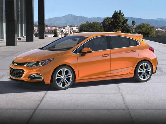 CHEVROLET CRUZE 2018 3G1BE6SM4JS601430 image