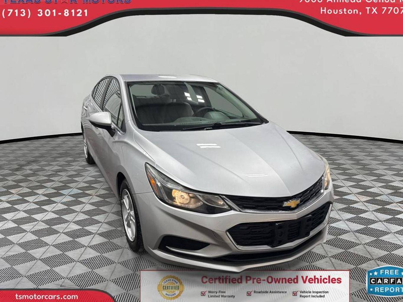 CHEVROLET CRUZE 2018 1G1BE5SM3J7120920 image