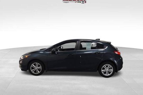 CHEVROLET CRUZE 2018 3G1BE6SM7JS638438 image