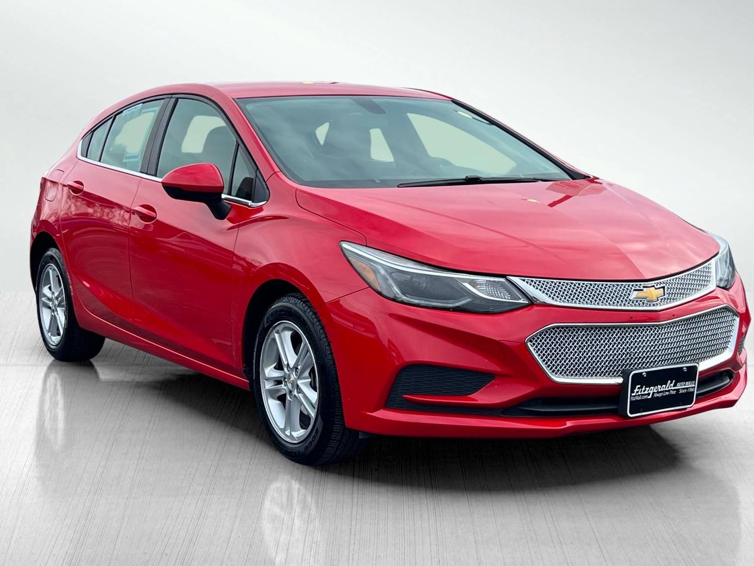 CHEVROLET CRUZE 2018 3G1BE6SM0JS606270 image