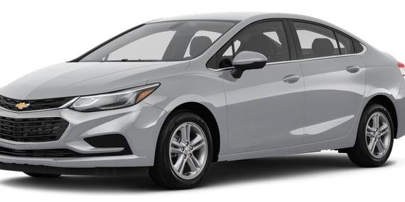 CHEVROLET CRUZE 2018 1G1BE5SM9J7202425 image