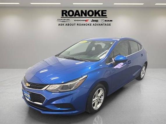 CHEVROLET CRUZE 2017 3G1BE6SM1HS555890 image