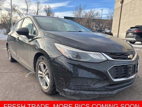 CHEVROLET CRUZE 2017 3G1BE6SM8HS554140 image