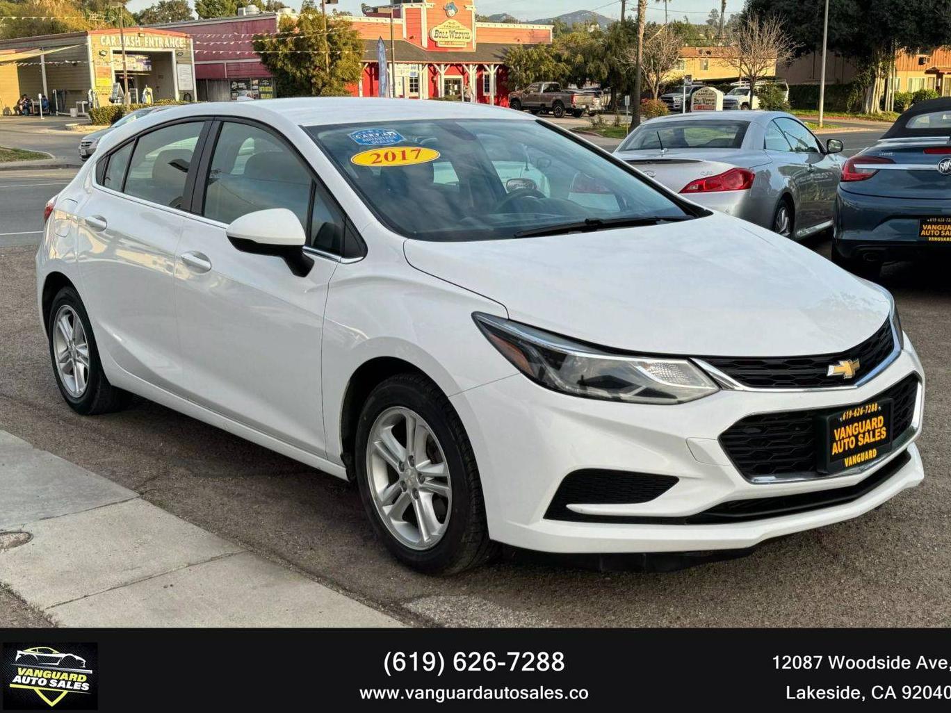 CHEVROLET CRUZE 2017 3G1BE6SM7HS609838 image