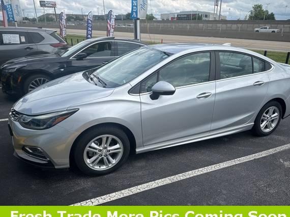 CHEVROLET CRUZE 2017 1G1BE5SM4H7220387 image