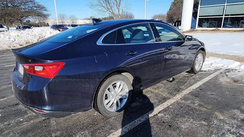 CHEVROLET MALIBU 2016 1G1ZE5ST1GF359225 image