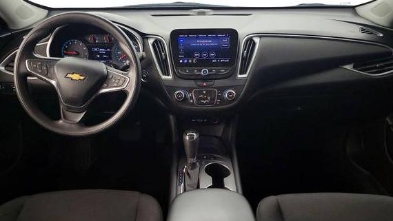 CHEVROLET MALIBU 2019 1G1ZB5ST8KF125150 image