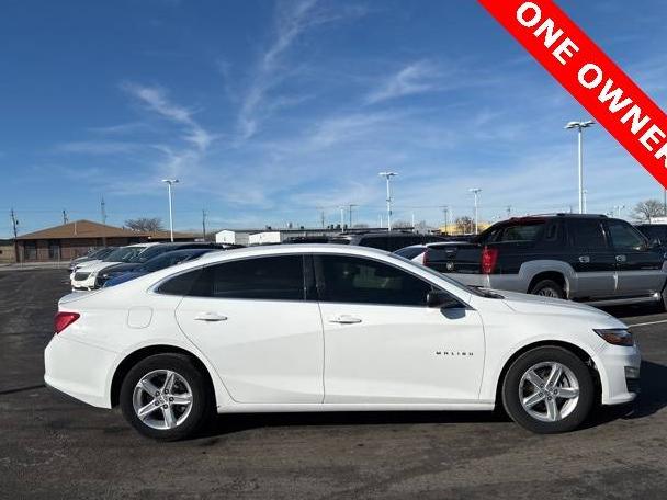 CHEVROLET MALIBU 2019 1G1ZB5ST9KF175846 image