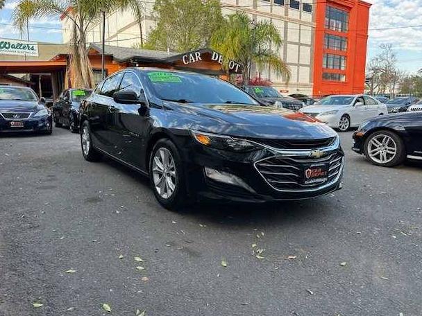 CHEVROLET MALIBU 2019 1G1ZD5ST4KF167860 image