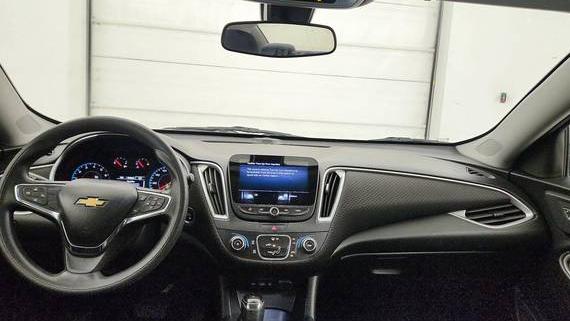 CHEVROLET MALIBU 2019 1G1ZB5ST7KF132476 image