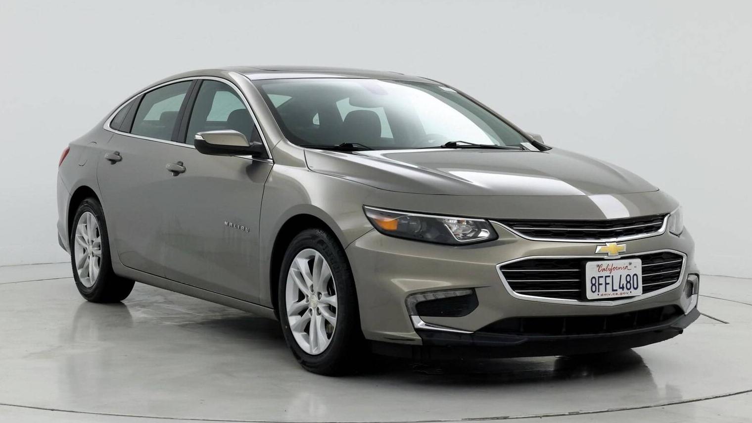 CHEVROLET MALIBU 2018 1G1ZD5ST1JF122115 image