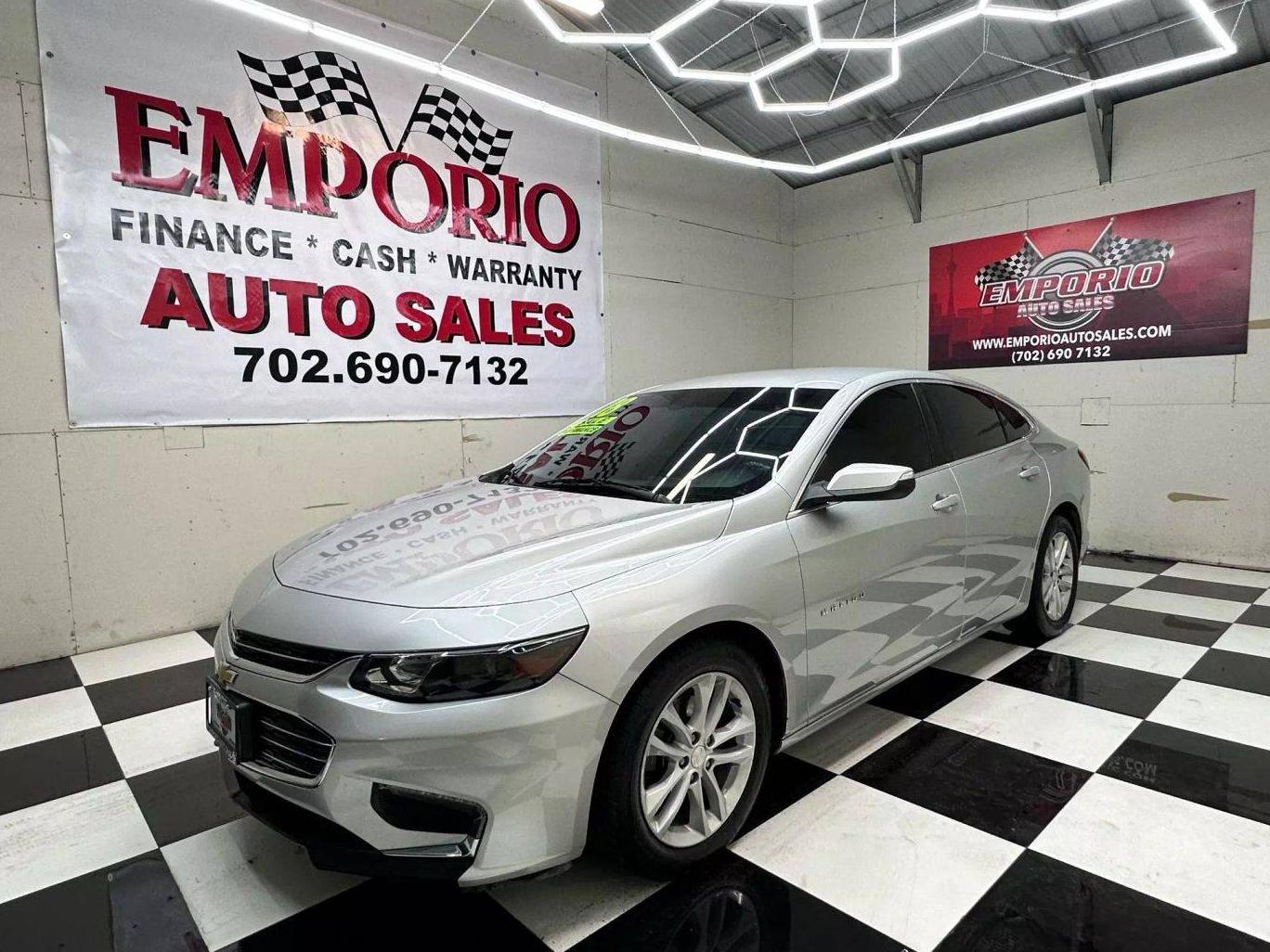 CHEVROLET MALIBU 2018 1G1ZD5ST6JF141646 image