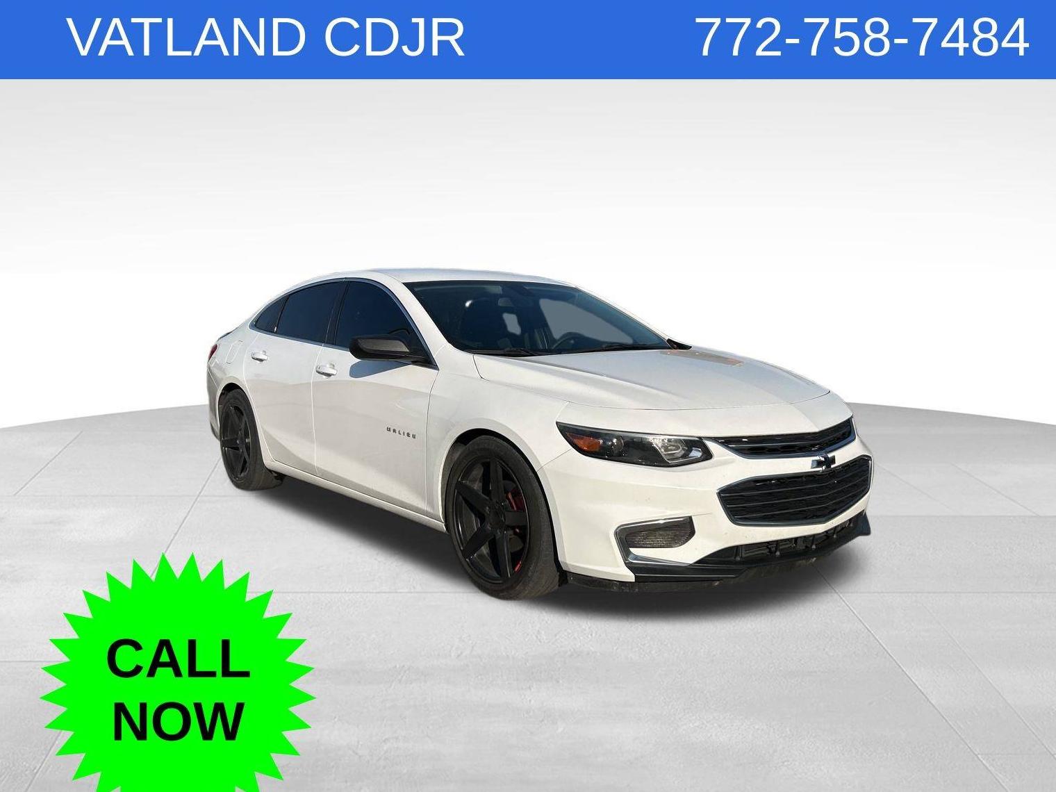 CHEVROLET MALIBU 2018 1G1ZB5ST4JF172075 image