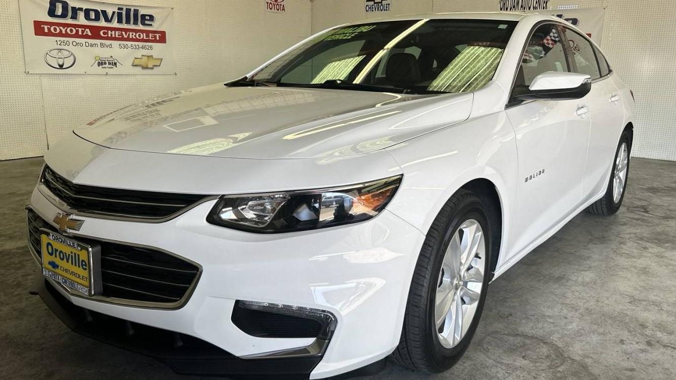 CHEVROLET MALIBU 2018 1G1ZD5ST0JF215014 image