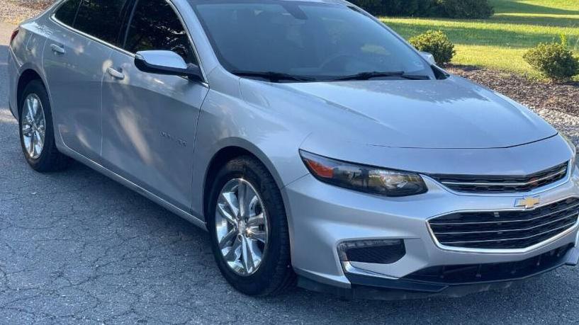 CHEVROLET MALIBU 2018 1G1ZD5ST5JF245979 image