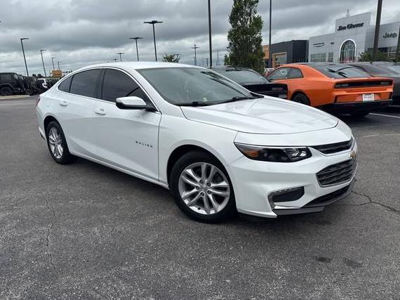 CHEVROLET MALIBU 2018 1G1ZD5ST5JF144876 image