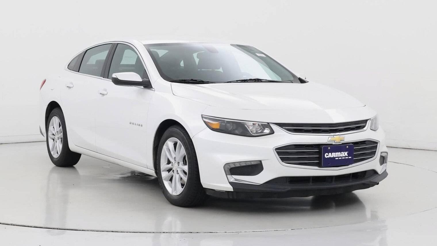 CHEVROLET MALIBU 2018 1G1ZD5ST1JF147516 image