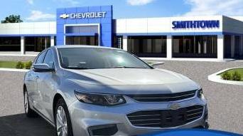 CHEVROLET MALIBU 2018 1G1ZD5ST4JF108144 image