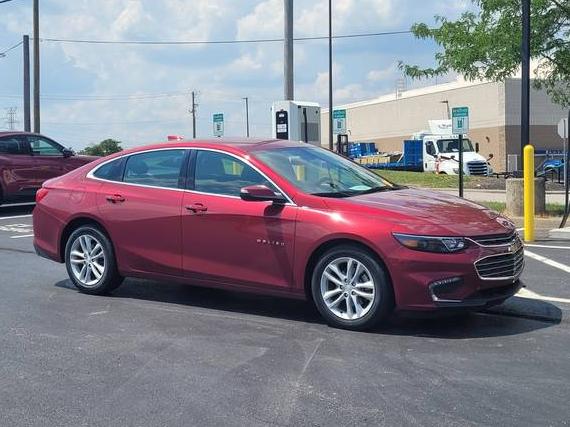 CHEVROLET MALIBU 2018 1G1ZD5ST4JF272400 image